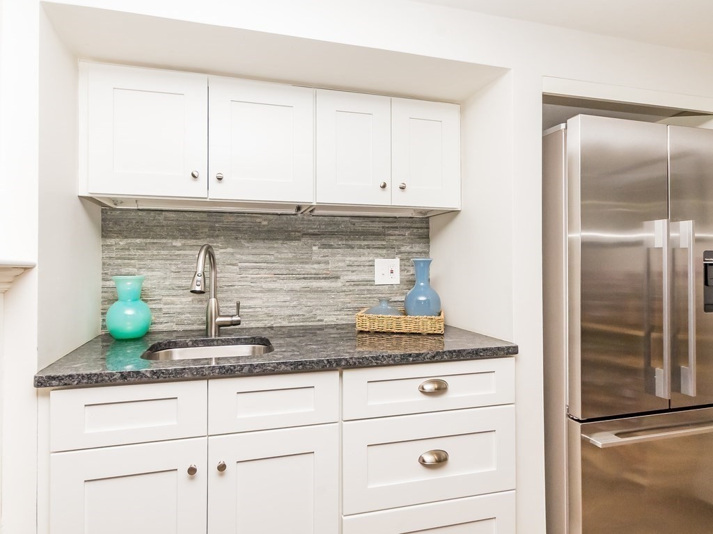 146 Arnold Road Newton, MA 02459 - Photo 33 of 42 Gallery Image 33