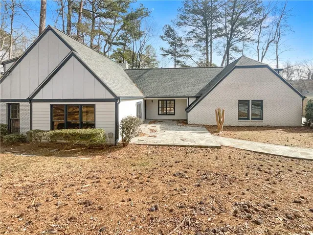 $622,000 | 7040 Northgreen Drive Northeast, Atlanta, GA 30328