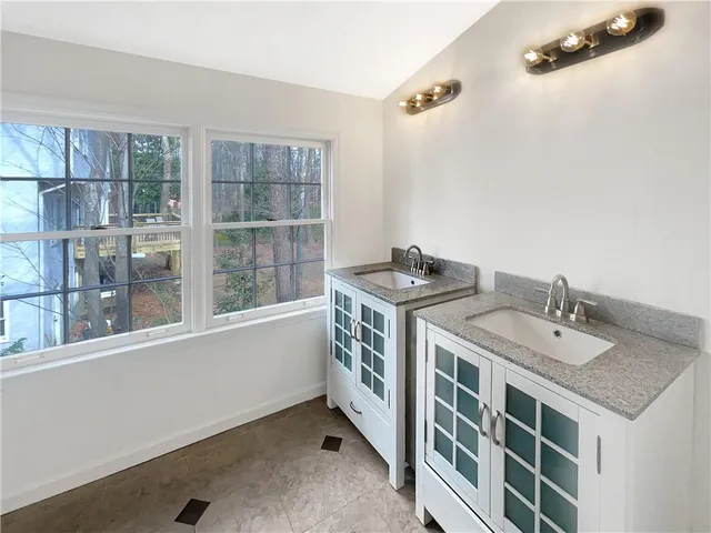 $622,000 | 7040 Northgreen Drive Northeast, Atlanta, GA 30328