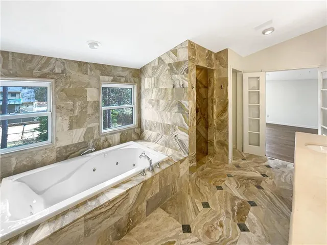 $622,000 | 7040 Northgreen Drive Northeast, Atlanta, GA 30328