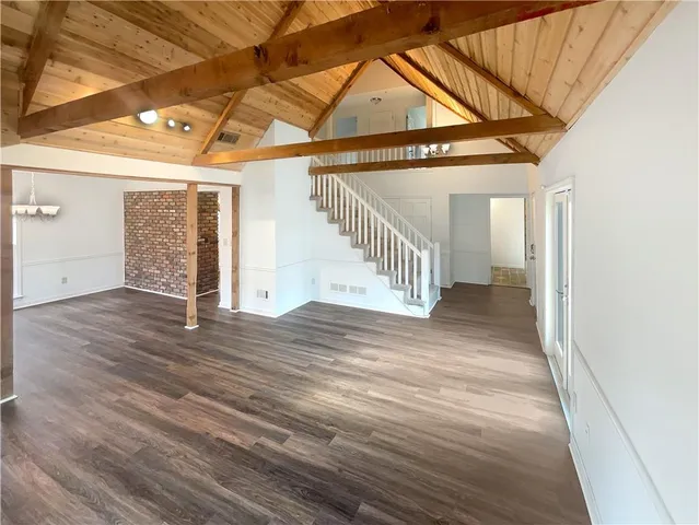 $622,000 | 7040 Northgreen Drive Northeast, Atlanta, GA 30328