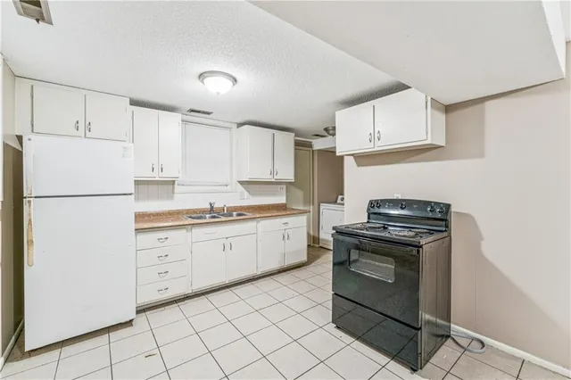 $135,000 | 9608 Ditman Way, Kansas City, MO 64134