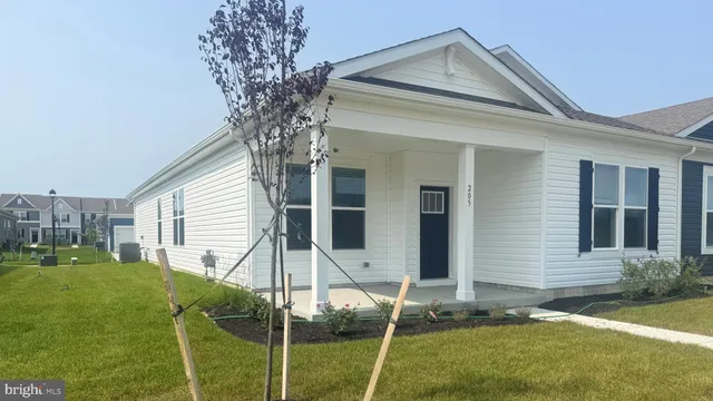 $349,990 | 105 Little Eden Way, Dover, DE 19904