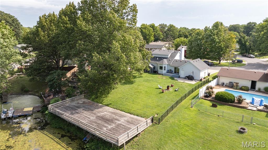24 Islander Drive Brighton, IL 62012 - Photo 2 of 59