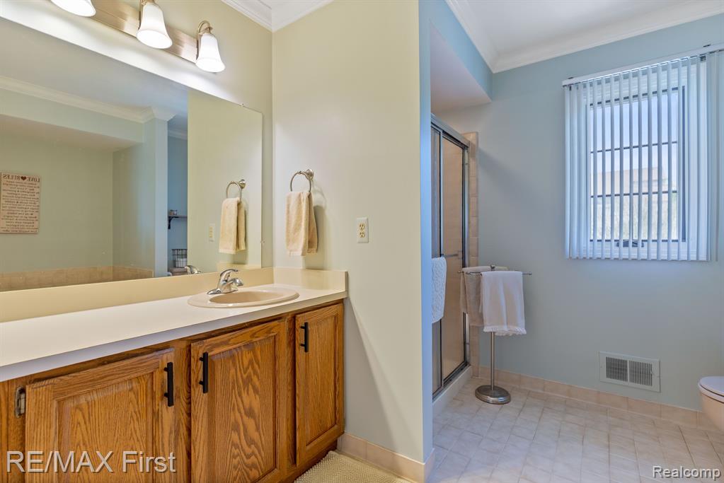 1209 Grandview Drive Rochester Hills, MI 48306 - Photo 17 of 46
