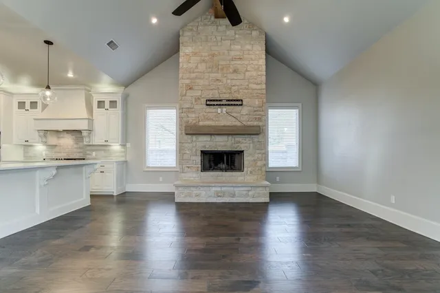 $425,000 | 402 Topeka Avenue, Lubbock, TX 79416