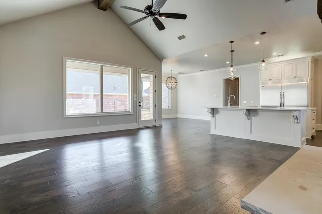 $425,000 | 402 Topeka Avenue, Lubbock, TX 79416