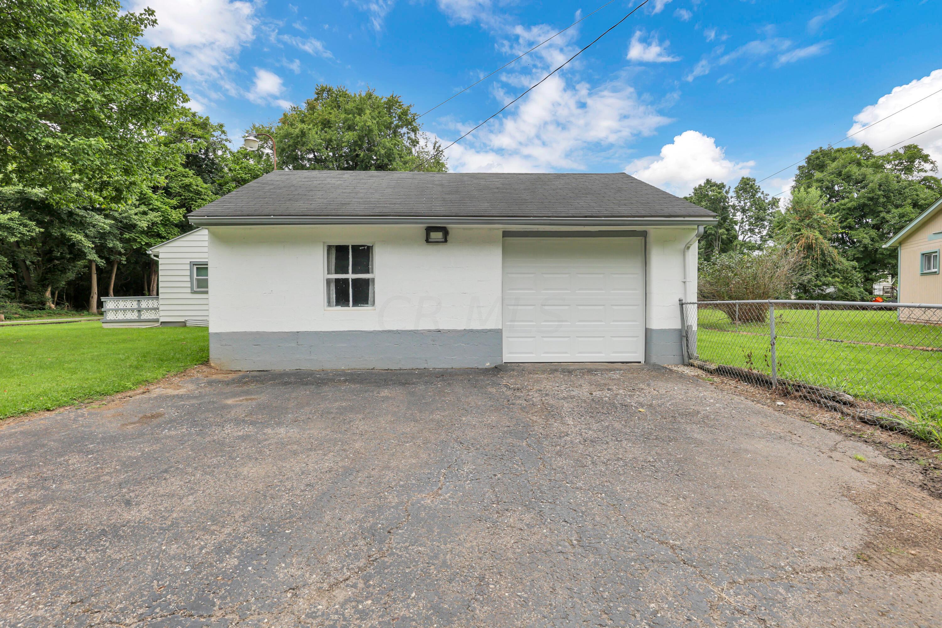 4800 Crocker Road Columbus, OH 43232 - Photo 26 of 30 0N4A7281