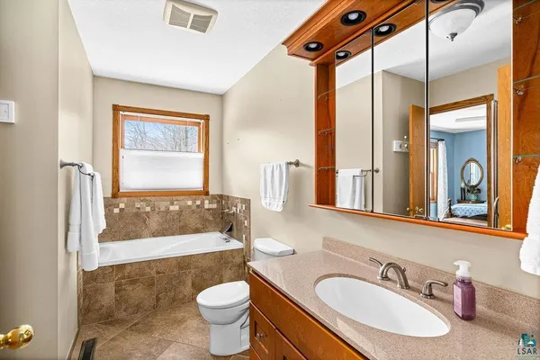 $415,000 | 2856 Palisade Drive, Duluth, MN 55811