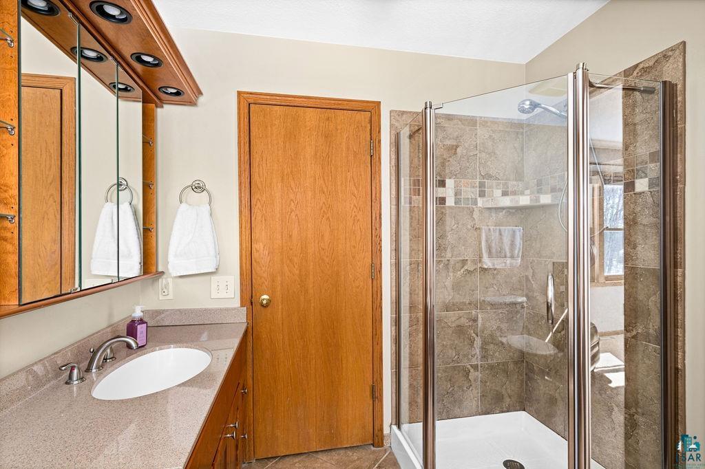 2856 Palisade Drive Duluth, MN 55811 - Photo 16 of 39