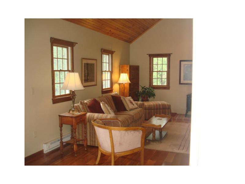 5 Ridgewood Circle Ogunquit, ME 03907 - Photo 19 of 30 Den/Family/Great Room.