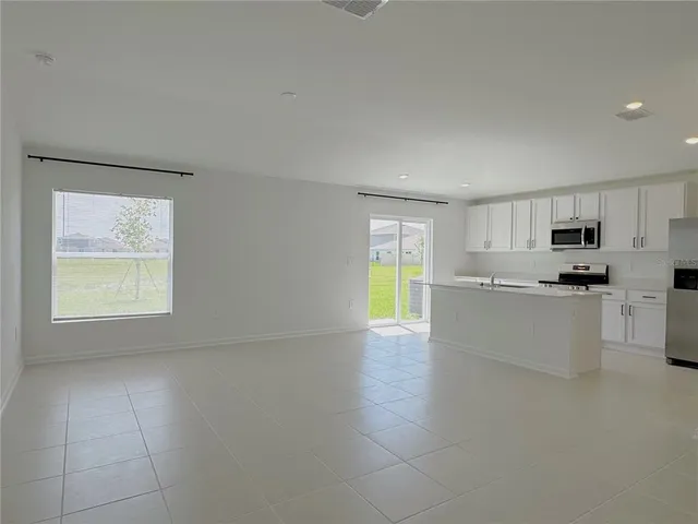 $1,898 | 3075 Totem Road, Eagle Lake, FL 33839