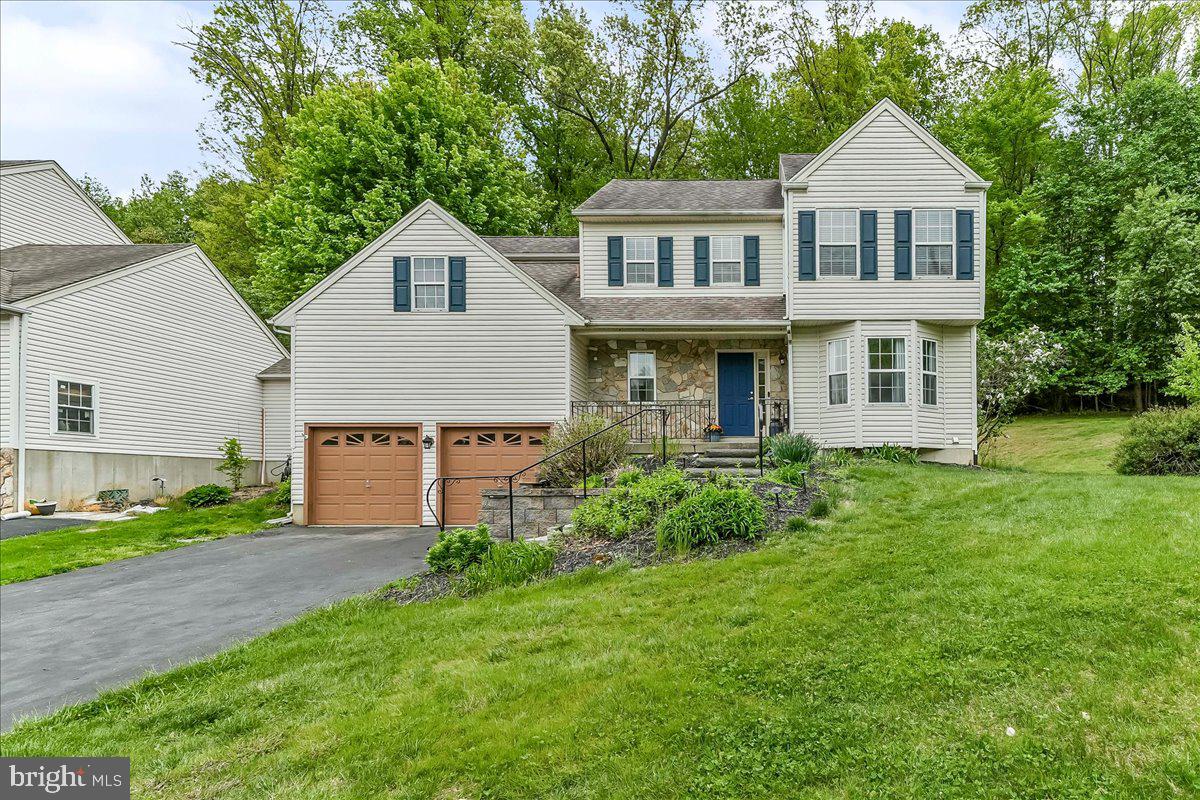 3174 William Road Garnet Valley, PA 19060 - Photo 3 of 37 Front View from Cul De Sac