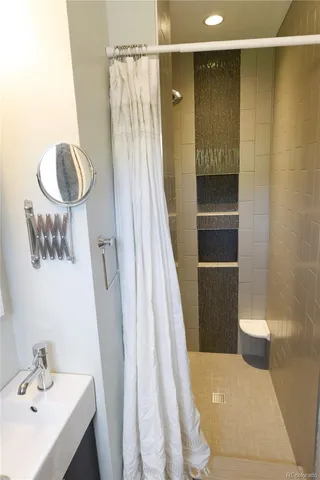 $3,750 | 932 South Holly Street, Denver, CO 80246