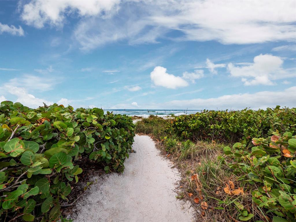 836 Evergreen Way Longboat Key, FL 34228 - Photo 49 of 49