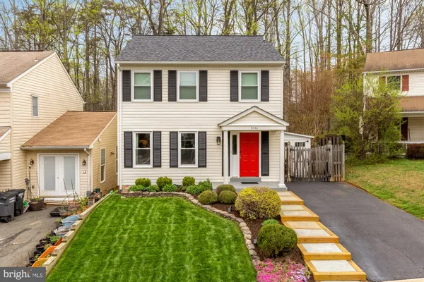 $749,900 | 9146 Silchester Court, Burke, VA 22015