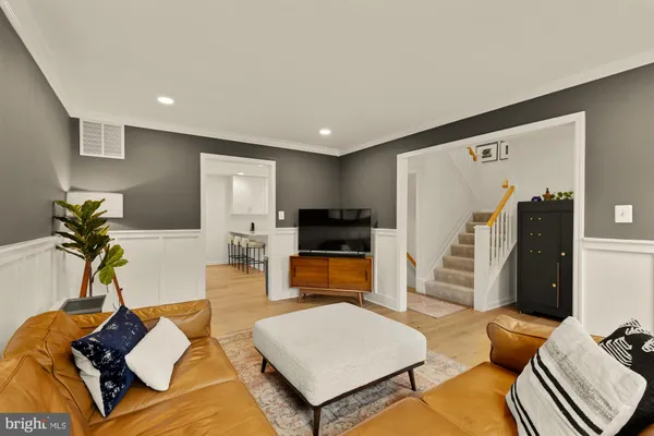 $749,900 | 9146 Silchester Court, Burke, VA 22015