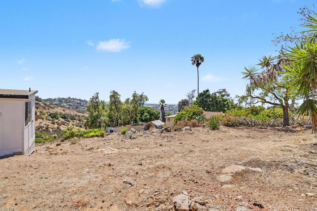 2610 Helix Street Spring Valley, CA 91977 - Photo 37 of 53 Gallery Image 37
