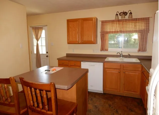 $2,175 | 1840 Woodland Avenue, West Lafayette, IN 47906