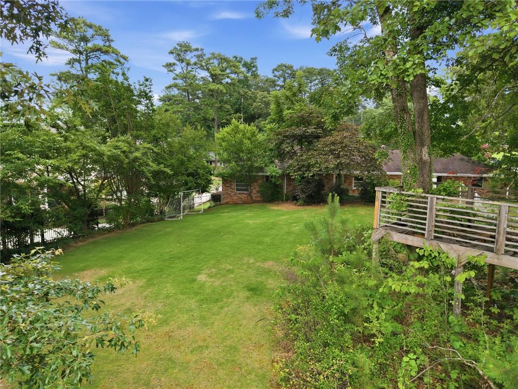 2140 Oakawana Road Northeast Atlanta, GA 30345 - Photo 10 of 37