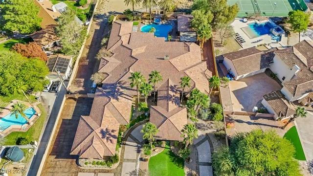 $2,990,000 | 6160 El Camino Road, Las Vegas, NV 89118