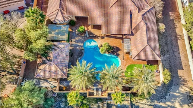 $2,990,000 | 6160 El Camino Road, Las Vegas, NV 89118