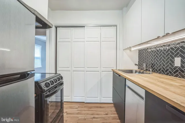 $649,900 | 304 South Veitch Street, Arlington, VA 22204