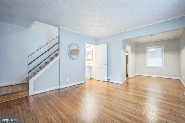 $649,900 | 304 South Veitch Street, Arlington, VA 22204