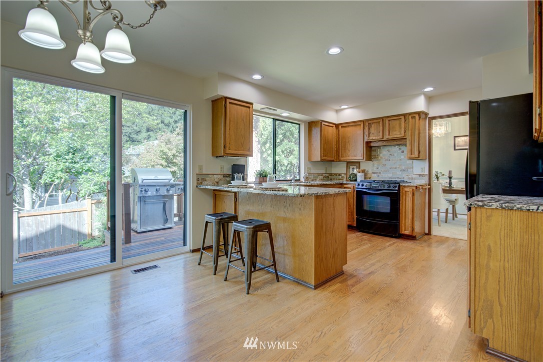 233 238th Street Southwest Bothell, WA 98021 - Photo 11 of 40