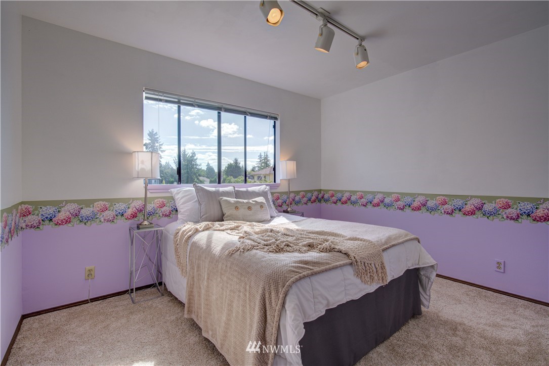 233 238th Street Southwest Bothell, WA 98021 - Photo 31 of 40