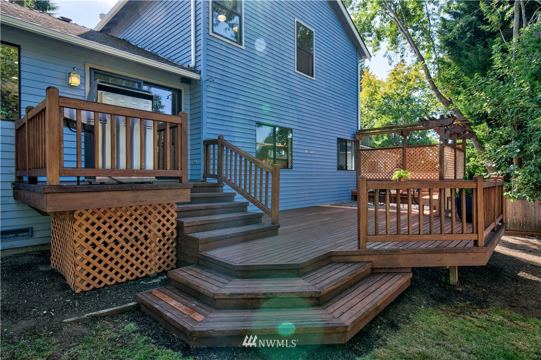 233 238th Street Southwest Bothell, WA 98021 - Photo 37 of 40