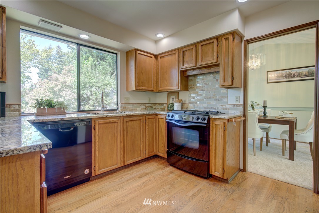 233 238th Street Southwest Bothell, WA 98021 - Photo 10 of 40