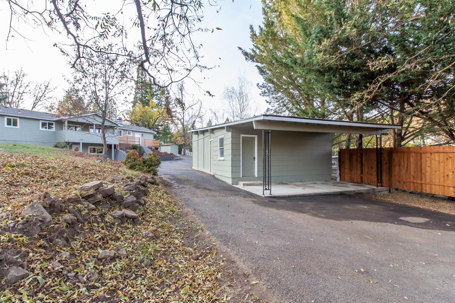 6428 Pioneer Road Medford, OR 97501 - Photo 25 of 28 Additional Photo