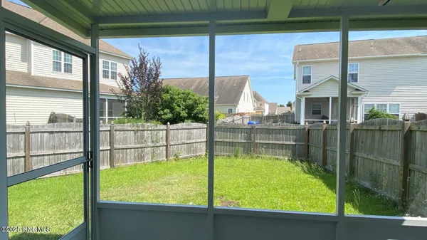 $1,825 | 2015 Leighton Drive, Greenville, NC 27834