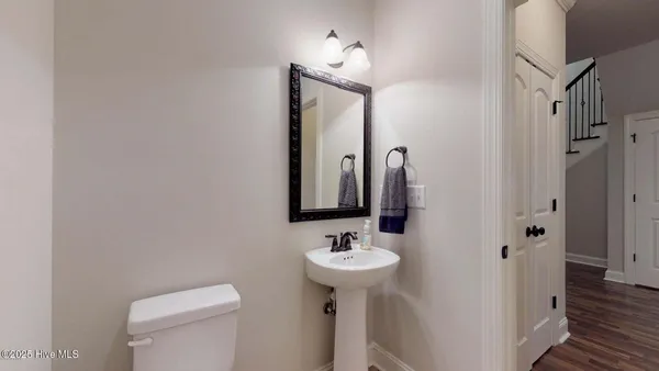 $1,825 | 2015 Leighton Drive, Greenville, NC 27834