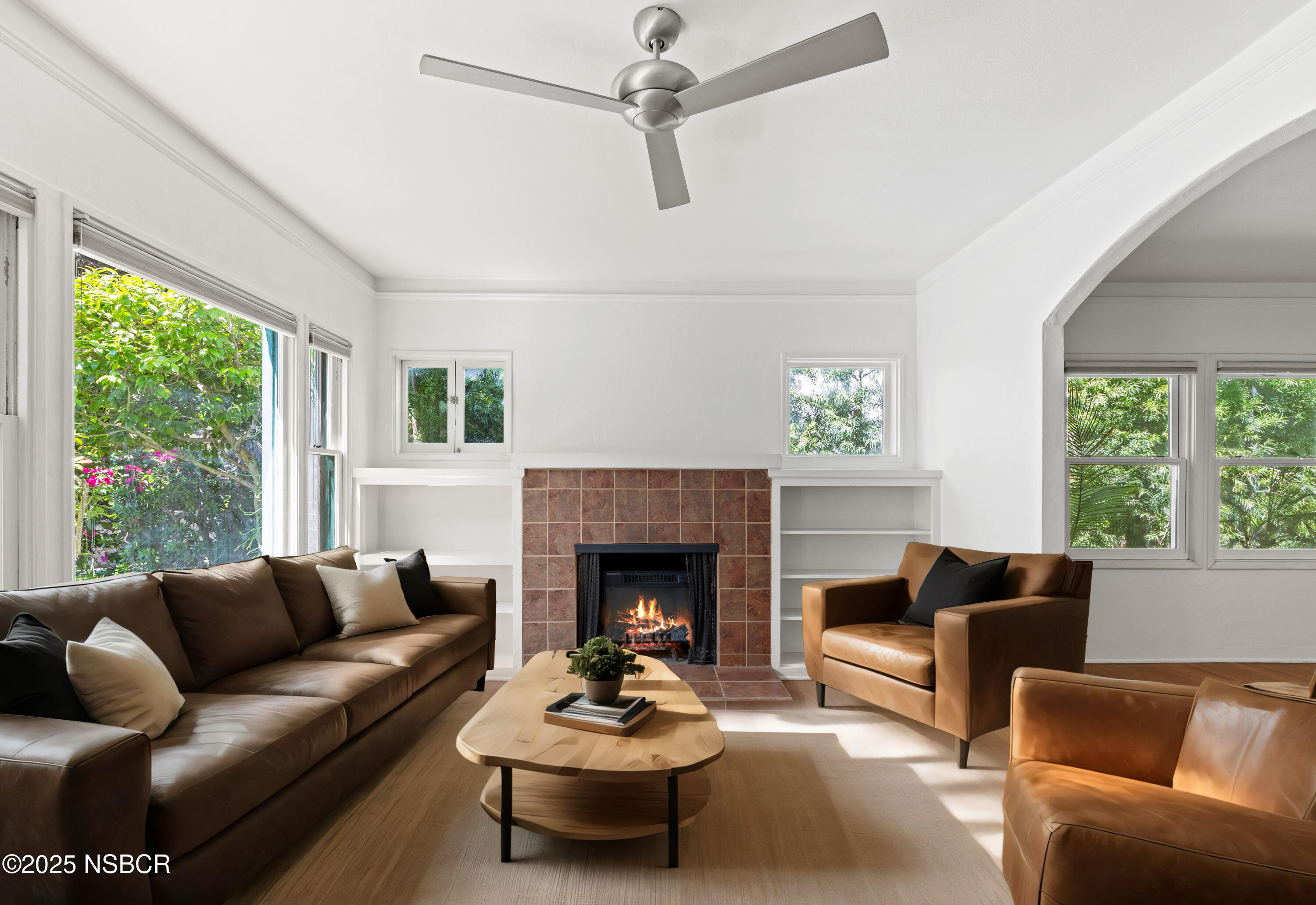 917 West Victoria Street Santa Barbara, CA 93101 - Photo 3 of 29 917 W Victoria Web-53