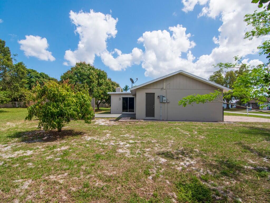 1511 Southeast Portillo Road Port St. Lucie, FL 34952 - Photo 23 of 45 Image19