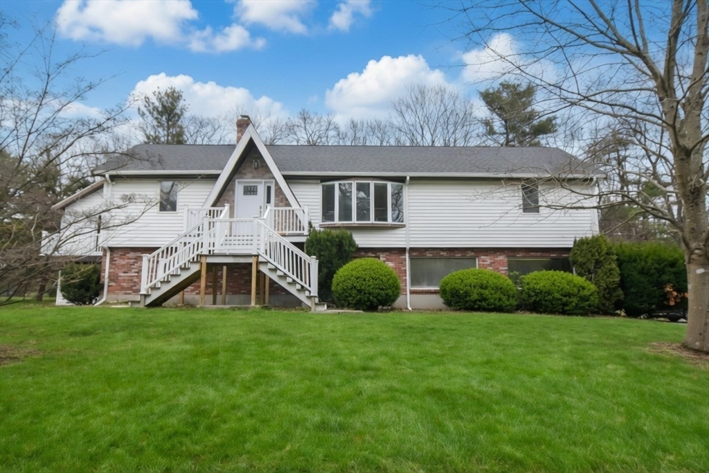 5 Flintlocke Road Franklin, MA 02038 - Photo 2 of 22