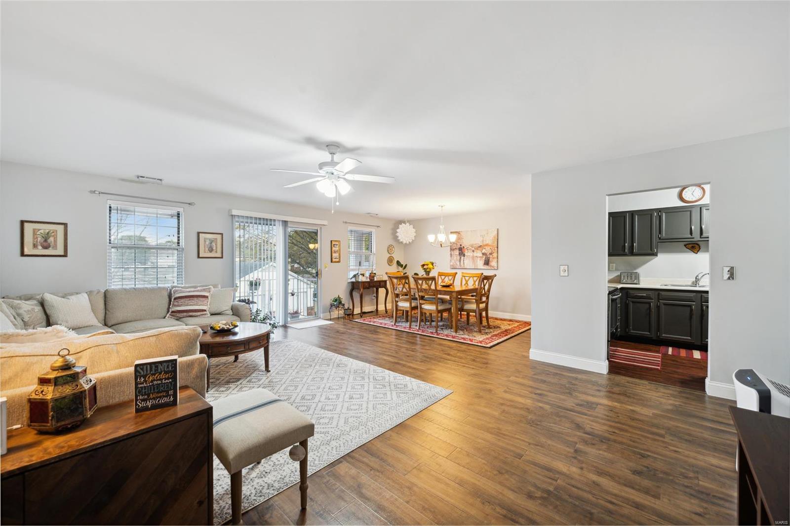 4301 Sunridge Drive, Unit E St. Louis, MO 63125 - Photo 2 of 21