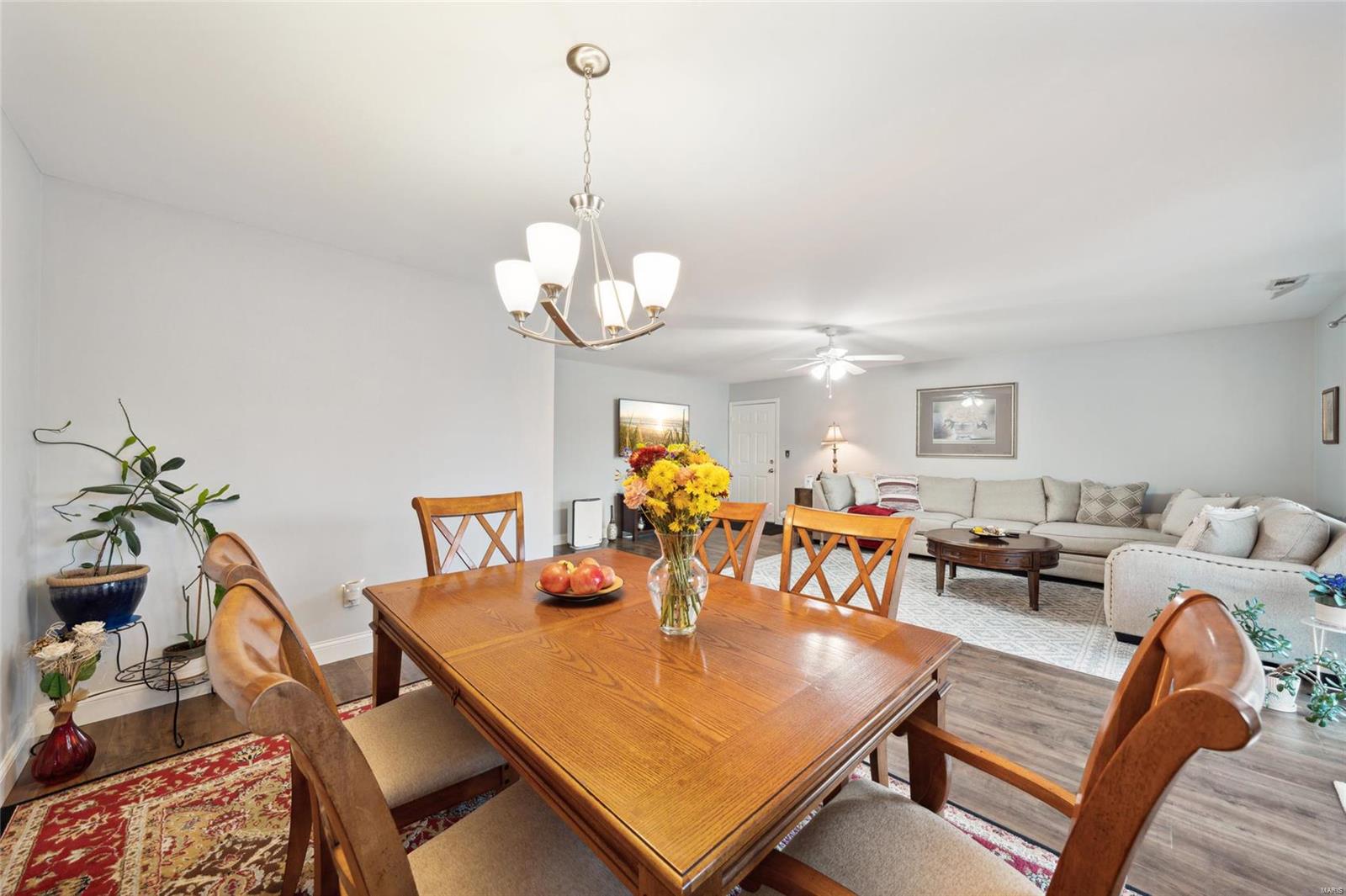 4301 Sunridge Drive, Unit E St. Louis, MO 63125 - Photo 8 of 21