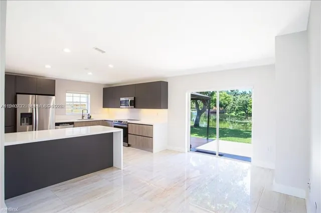 $3,900 | 7940 Southwest 163rd Place, Miami, FL 33193