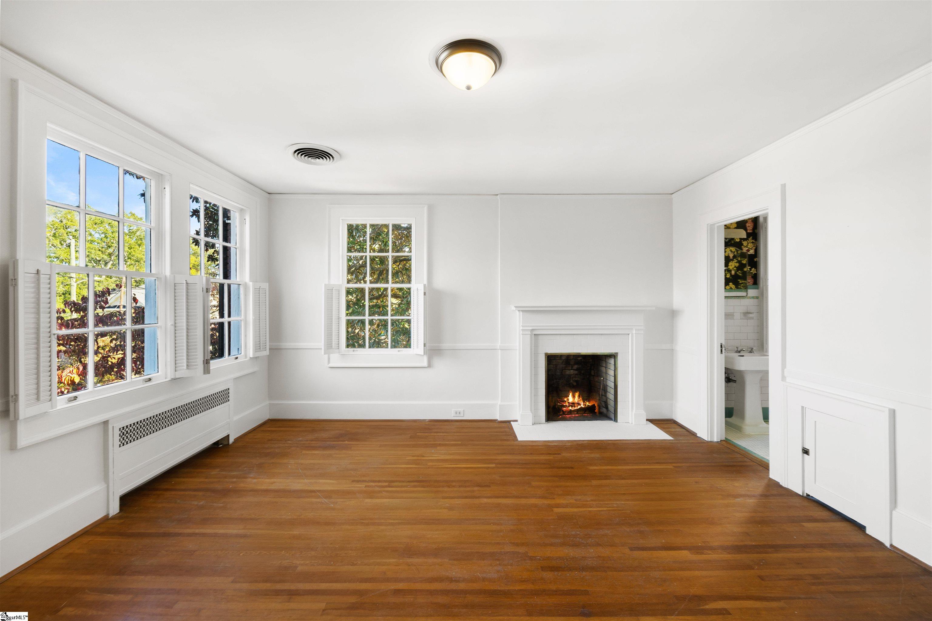 305 North Main Street Greer, SC 29650 - Photo 22 of 40