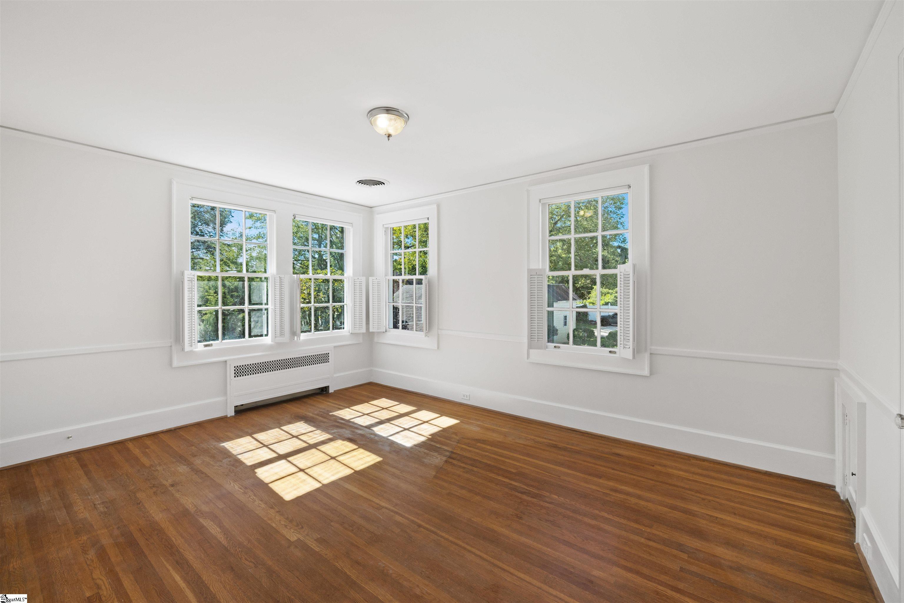 305 North Main Street Greer, SC 29650 - Photo 24 of 40