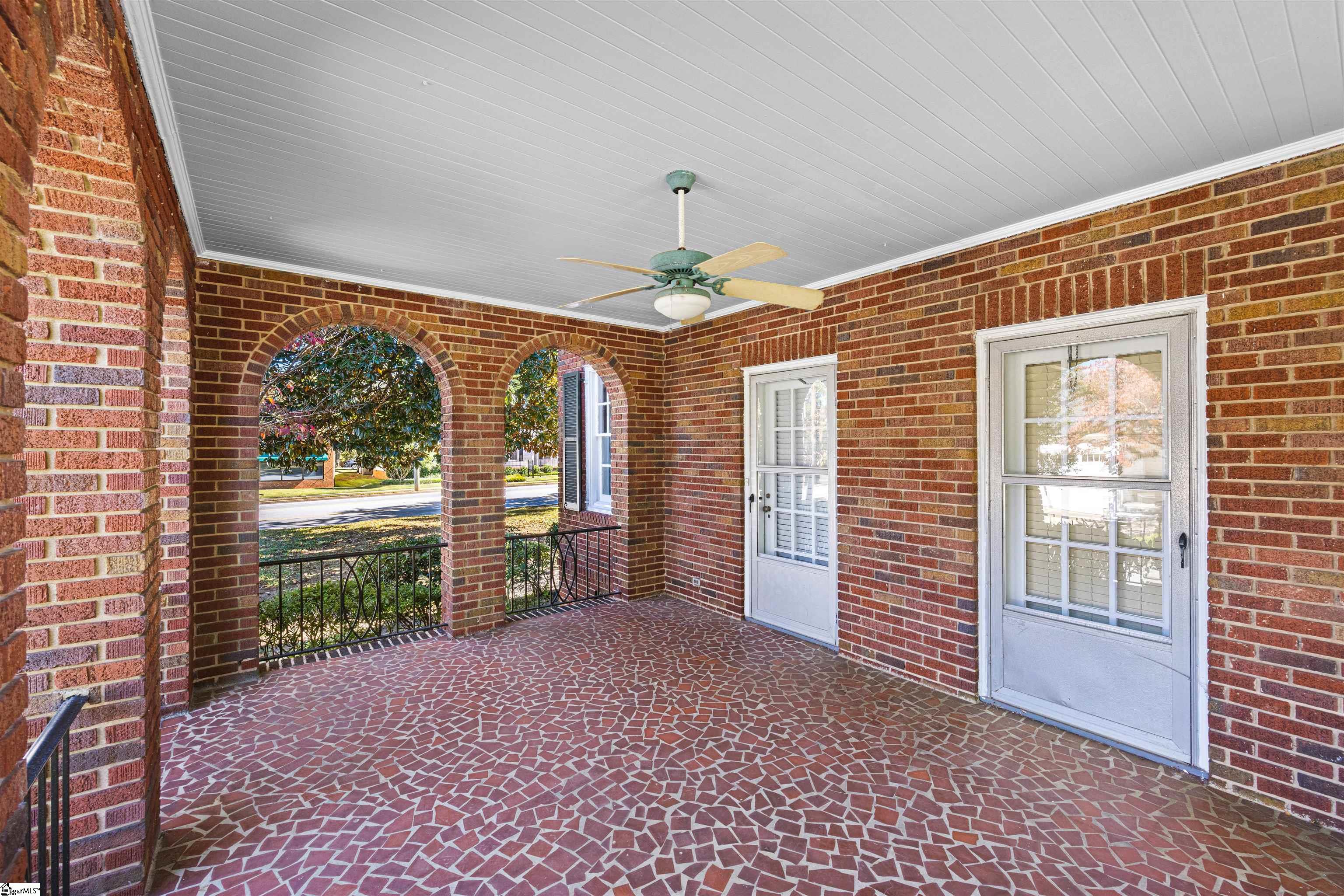 305 North Main Street Greer, SC 29650 - Photo 31 of 40