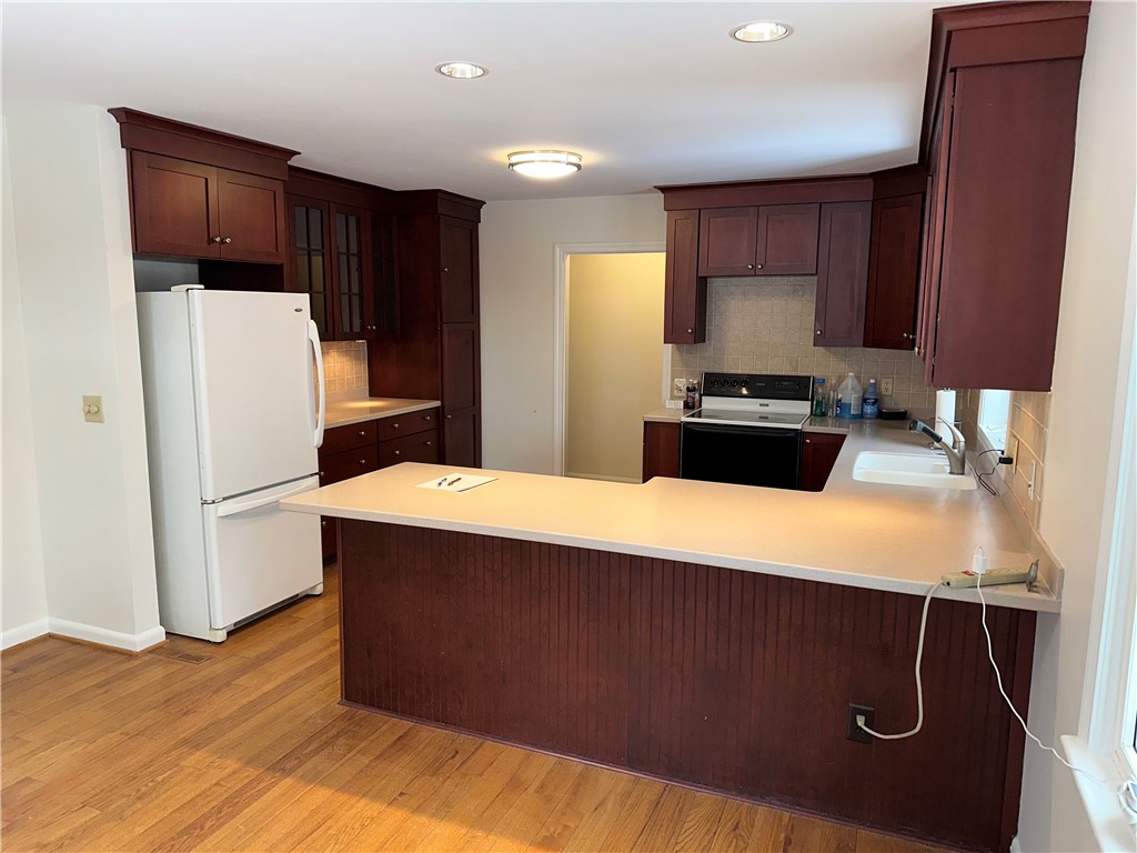 933 Bay Road, Unit 1 Webster, NY 14580 - Photo 7 of 32