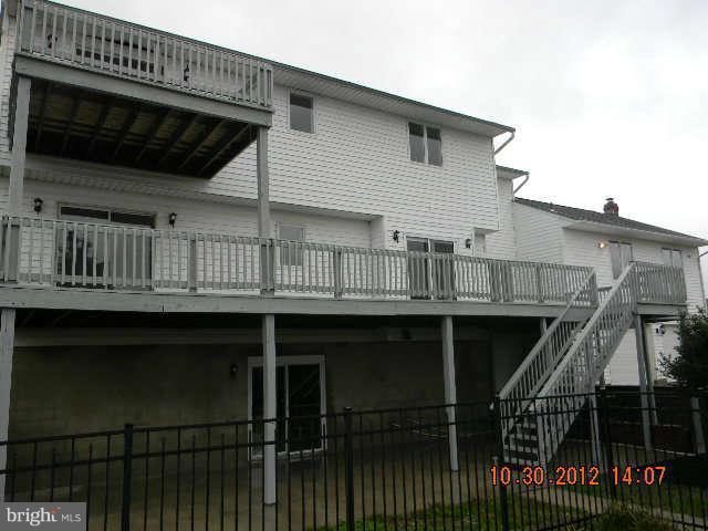 1403 Love Point Road Stevensville, MD 21666 - Photo 24 of 30 Multi-Level Decking