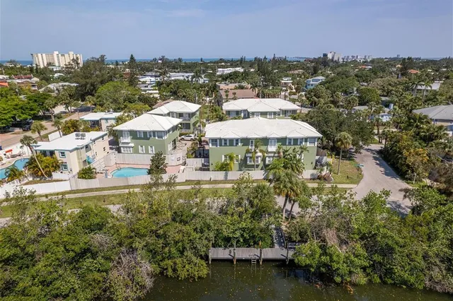 $6,000 | 357 Tierra Mar Lane, Unit 5, Sarasota, FL 34242