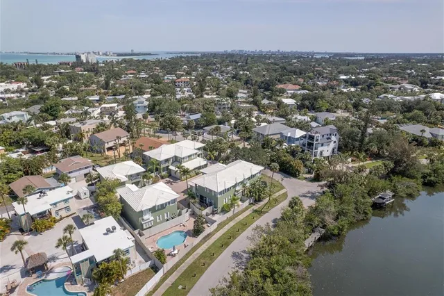 $6,000 | 357 Tierra Mar Lane, Unit 5, Sarasota, FL 34242
