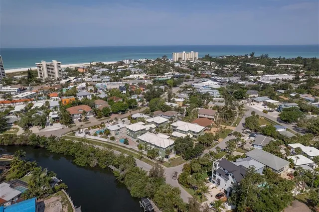 $6,000 | 357 Tierra Mar Lane, Unit 5, Sarasota, FL 34242