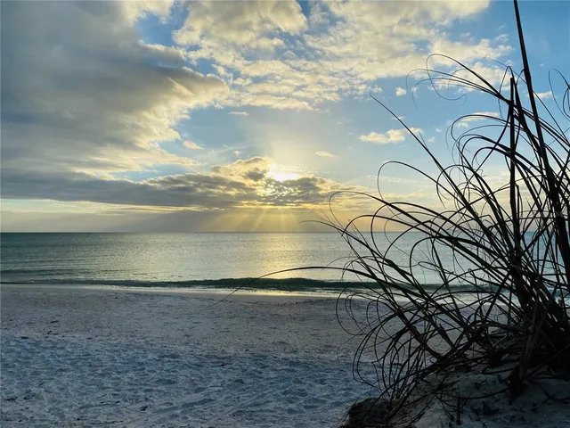 $6,000 | 357 Tierra Mar Lane, Unit 5, Sarasota, FL 34242